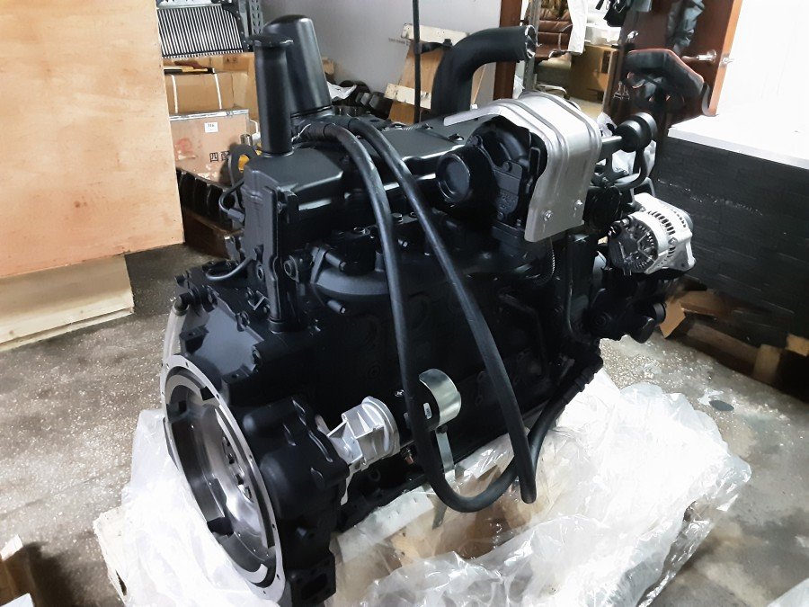 Двигатель в сборе KOMATSU SAA6D107E-1 (PC200-8)